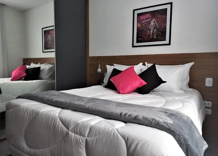 Housi Brickell One